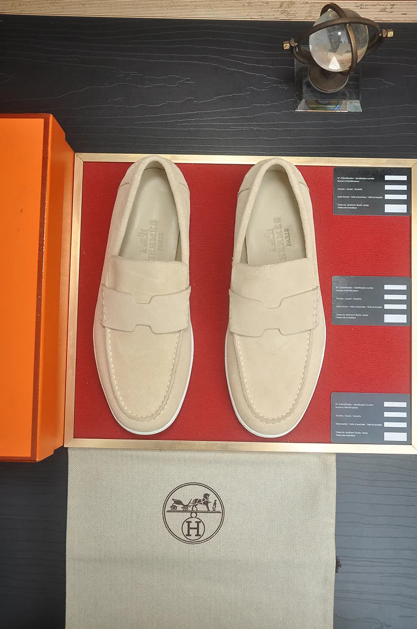 Men's Men's Shoes💰560💶[[HERMES]] (High-end Niuli) New 🍀 HERMES - top version of Hermès classic casual leather shoes! Made of imported original cowhide, the inner top layer is comfortable cowhide lining! Original wear-resistant rubber outsole! High quality products! Code number 39-45 (45 customized)